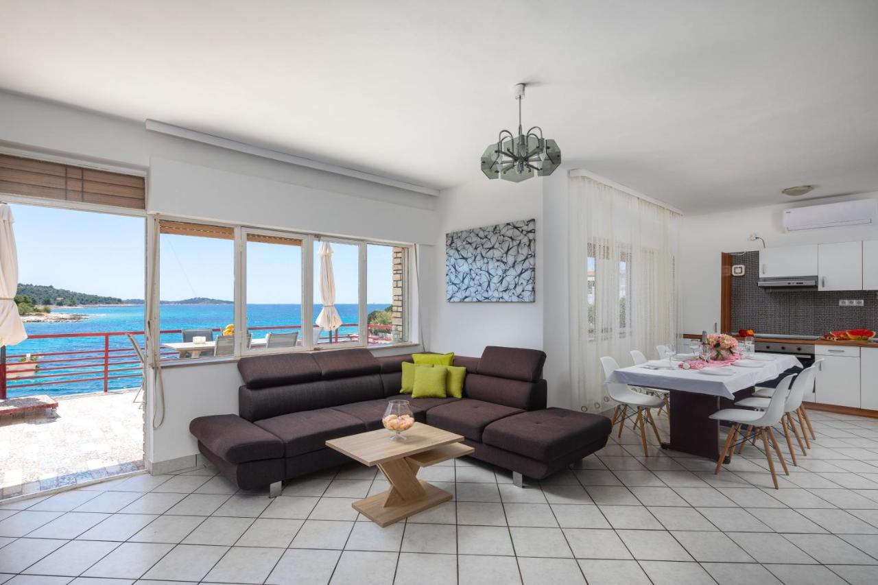 Apartments Villa Zrinka - Last Season Ever! Rogoznica  Eksteriør bilde